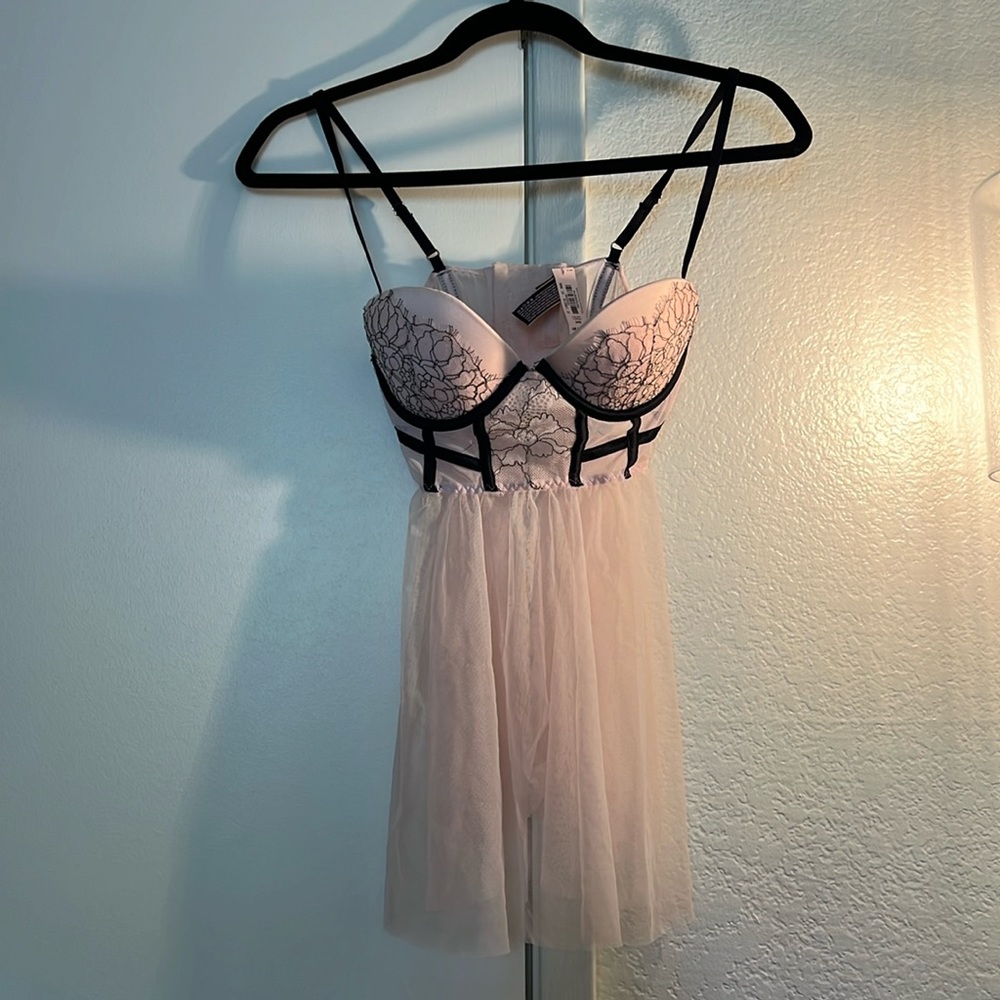 VS pink and black babydoll lingerie, size 34B, NWT